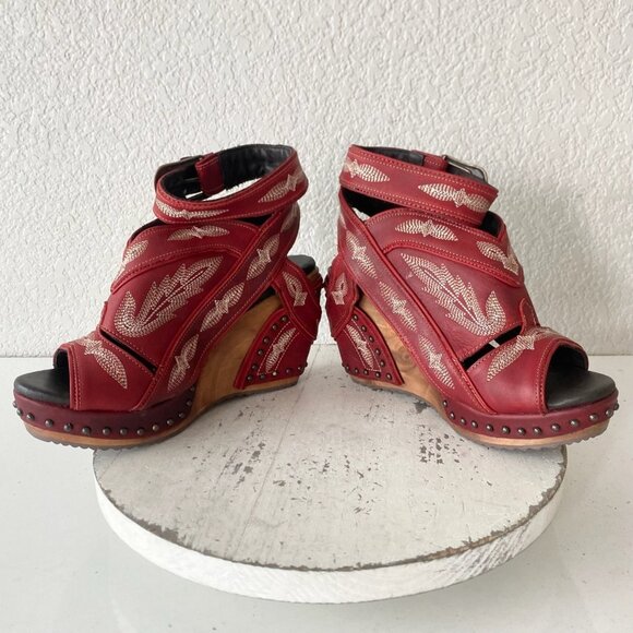 Lane Boots LEXINGTON Womens Red Wedges 7.5 Western Sandals Cowgirl Wooden Heels - Picture 7 of 11